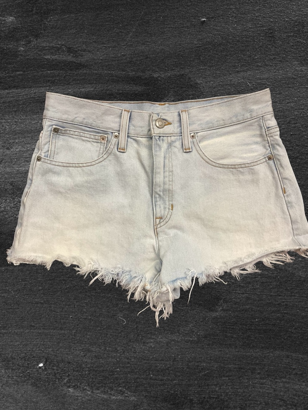 J. Crew Relaxed Denim Short in Waterside Wash - Picture 2 of 8